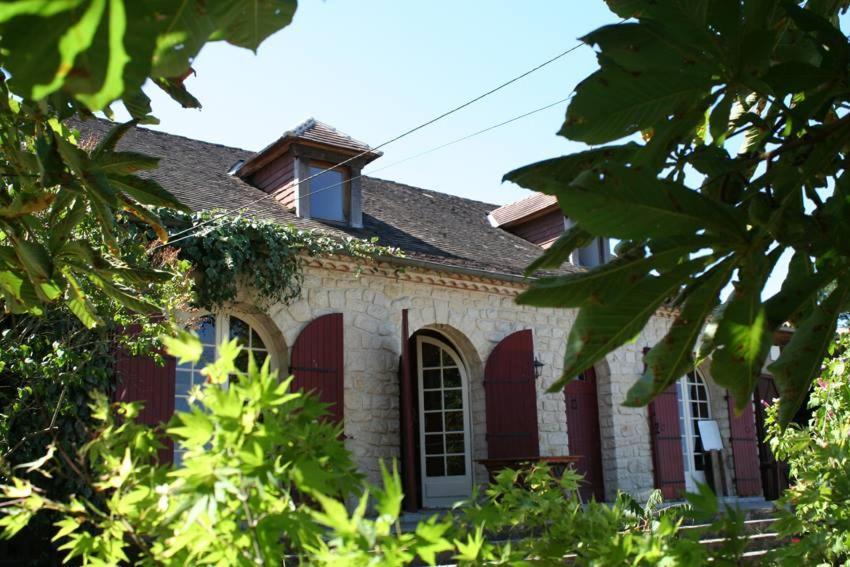 B&B Les Quatre Vents Montpon-Menesterol Εξωτερικό φωτογραφία