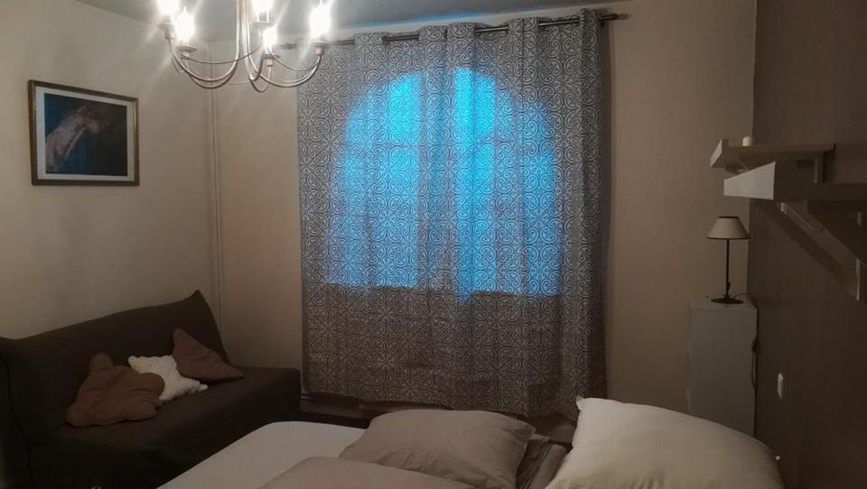 B&B Les Quatre Vents Montpon-Menesterol Εξωτερικό φωτογραφία
